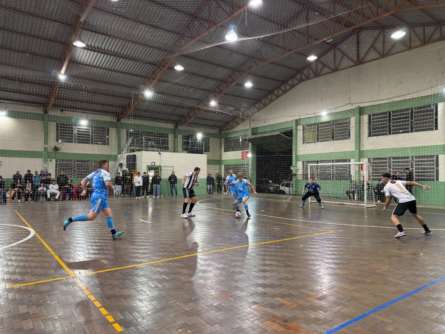 Semana reserva jogos decisivos no Futsal Série Prata