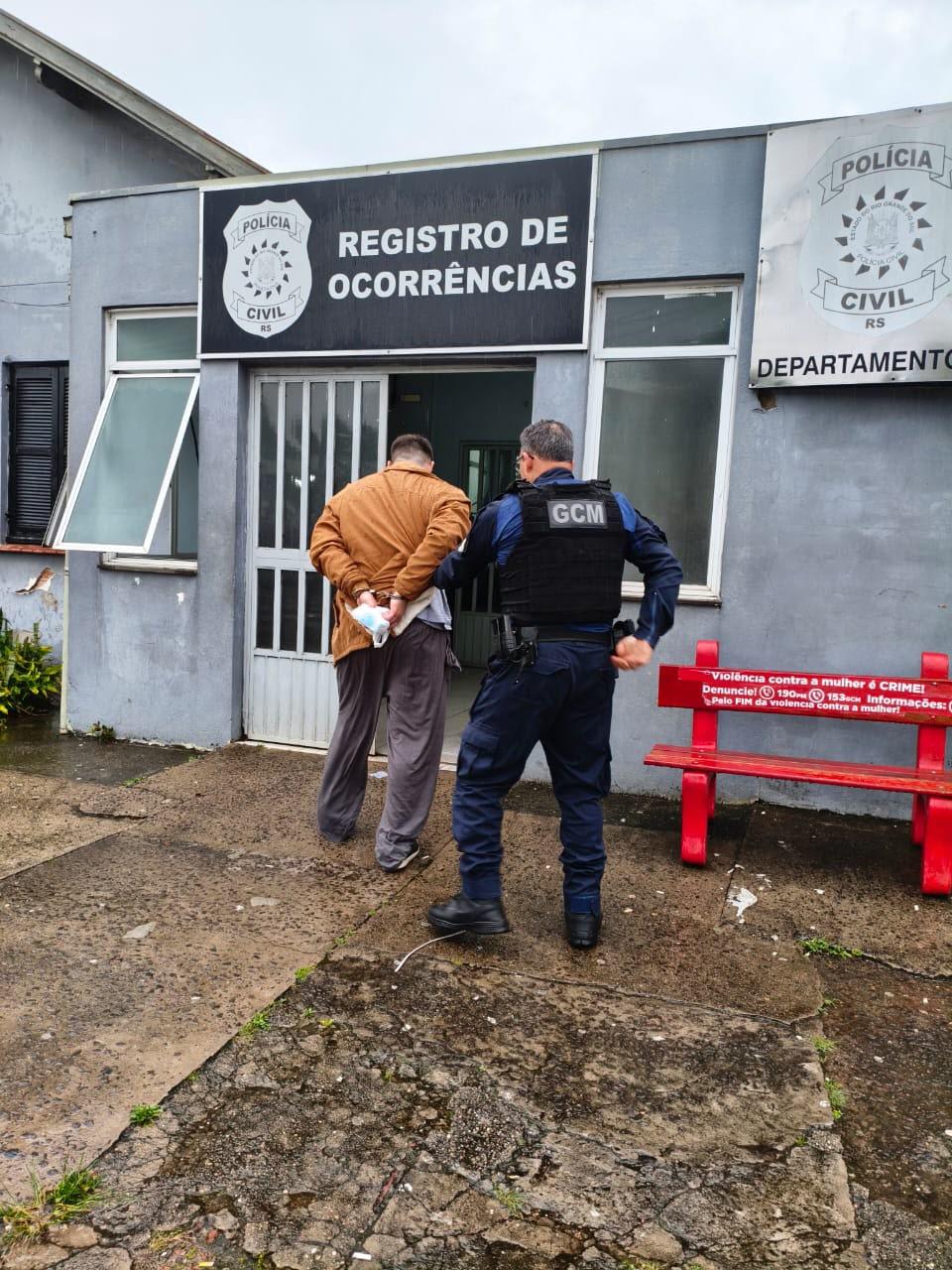Guarda Civil Municipal prende homem em flagrante por descumprimento de medida protetiva em Estância Velha