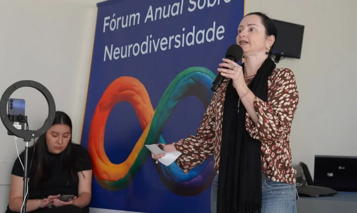 2º Fórum Anual sobre Neurodiversidade debate políticas públicas 