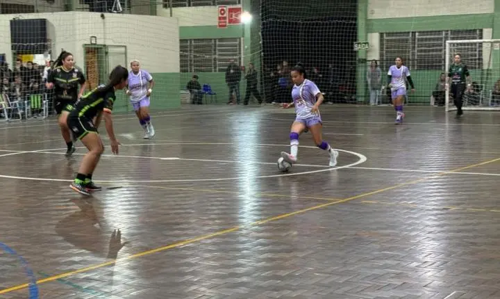 Aberto de Futsal Feminino define classificadas para a próxima fase