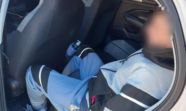 Após tentar roubar a bolsa de uma idosa, homem é borrão pela GCM de Estância Velha PRENDE HOMEM EM FLAGRANTE APÓS TENTATIVA DE ROUBO CONTRA IDOSA EM ESTÂNCIA VELHA