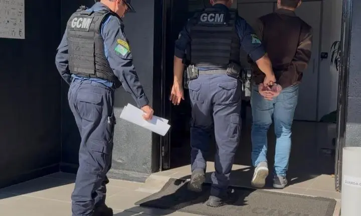 Com documento falso, homem tenta retirar videogame no Centro de Estância Velha e acaba preso pela GCM