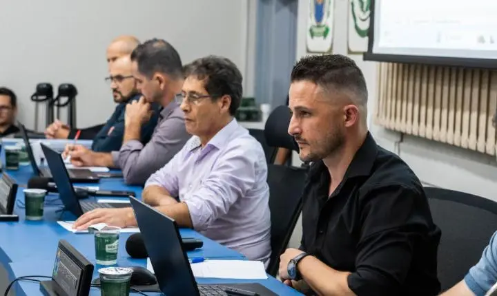 Comissão da Câmara de Vereadores reúne-se com comunidade para tratar sobre os serviços prestados pela CORSAN