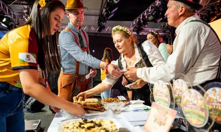 Concursos fortalecem o engajamento comunitário e tradições no 43º Festival de Kerb