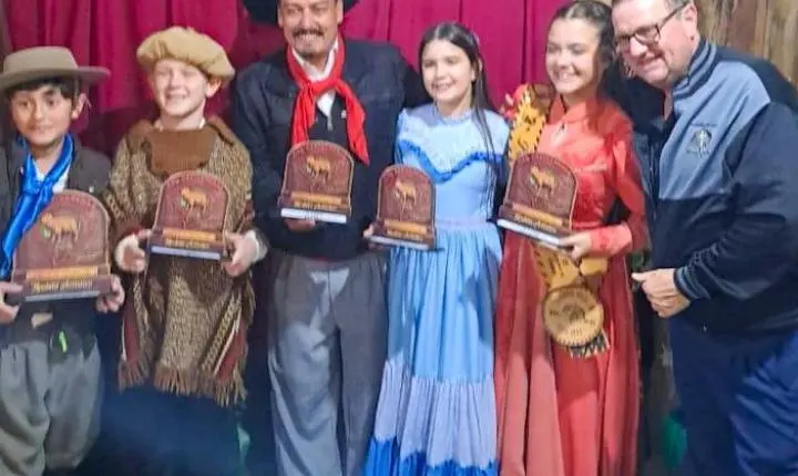 CTG Gaudérios da Saudade conquista premiações no Rodeio em Lindolfo Collor