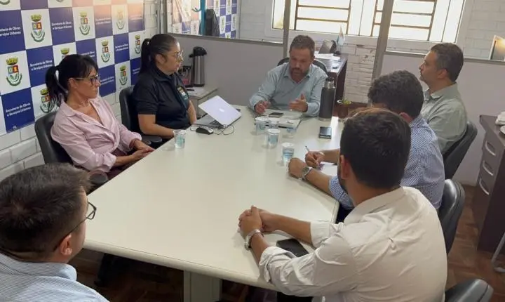Em reunião secretaria de Obras e Corsan reforçam alinhamento para obras e melhorias em Estância Velha