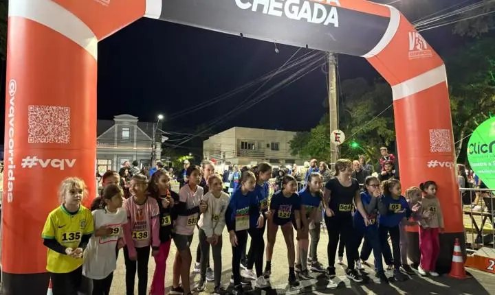 Estância Night Run: cerca de 800 atletas em noite de corrida e caminhada