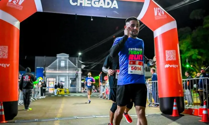 Estância Night Run: cerca de 800 atletas em noite de corrida e caminhada