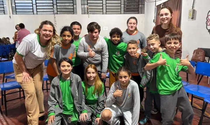 Estudantes participam de atividade sobre a Lei Lucas e aprendem técnicas de primeiros socorros