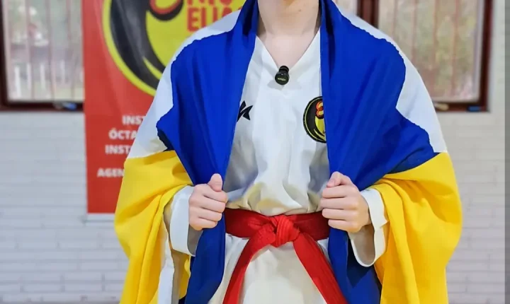  Fernanda Kayser, da Enio Elias Team, vence sua primeira competição Internacional de Taekwondo no individual e por equipe 