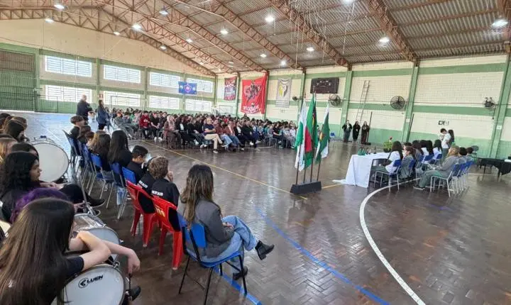 Fundada oficialmente a Cooperativa Escolar da Escola Walter Jacob Bauermann