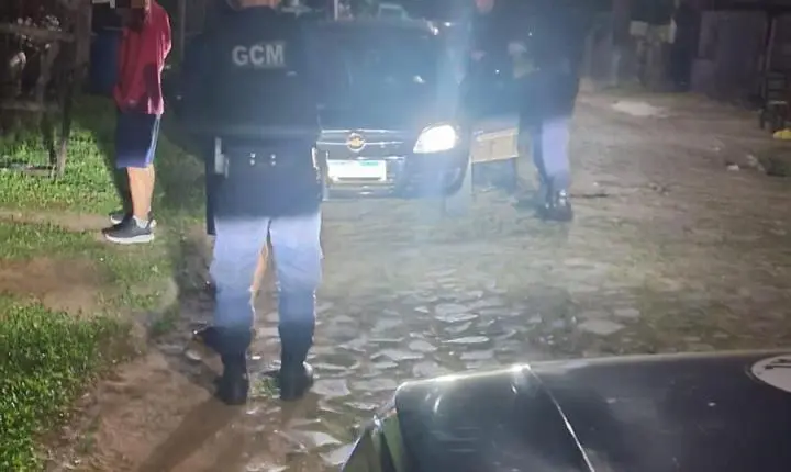 GCM detém dois homens por ameaça durante cobrança de dívida de drogas em Estância Velha