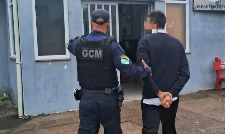 Homem condenado há 22 anos de prisão por estupro de vulnerável é preso em Estância Velha pela GCM