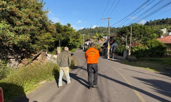Idoso em situação precária aceita internação voluntária após dois anos de acompanhamento
