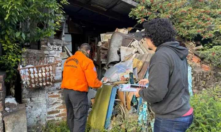 Idoso em situação precária aceita internação voluntária após dois anos de acompanhamento