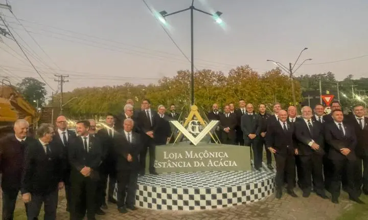 Inauguração de monumento marca os 30 anos da Loja Maçônica Estância da Acácia 