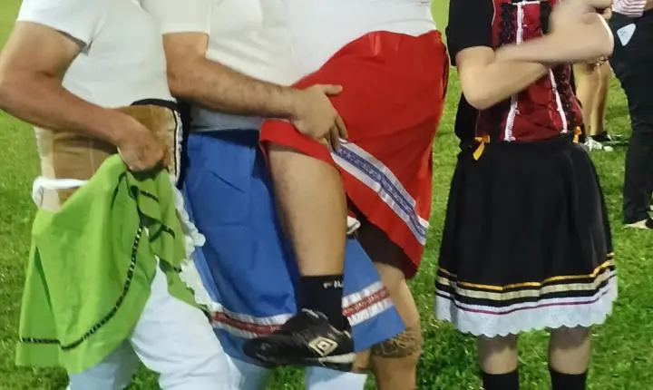 Jogo Invertido Fritz x Frida diverte Pré-Kerb do Flor da Rosa