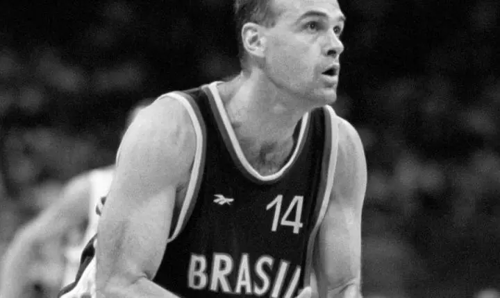 Mão Santa: lenda do basquete mundial, Oscar Schmidt morre aos 68 anos