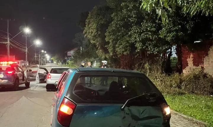 Motorista bêbado e sem CNH foge da Guarda Municipal e causa acidente em Novo Hamburgo
