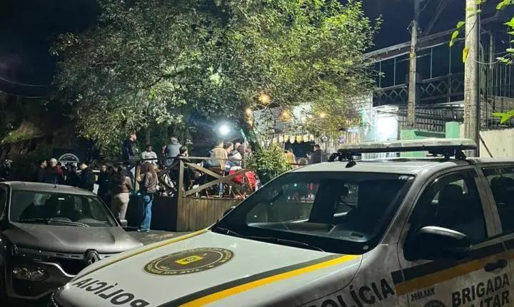 Motorista bêbado e sem CNH foge da Guarda Municipal e causa acidente em Novo Hamburgo