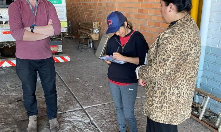 Município entrega insumos e beneficia 69 produtores rurais