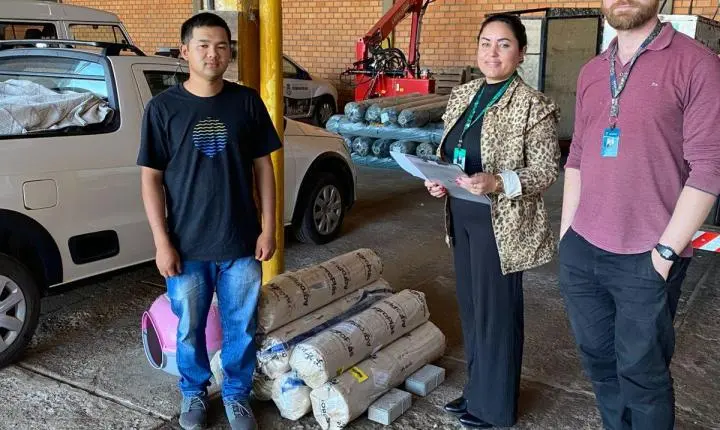 Município entrega insumos e beneficia 69 produtores rurais