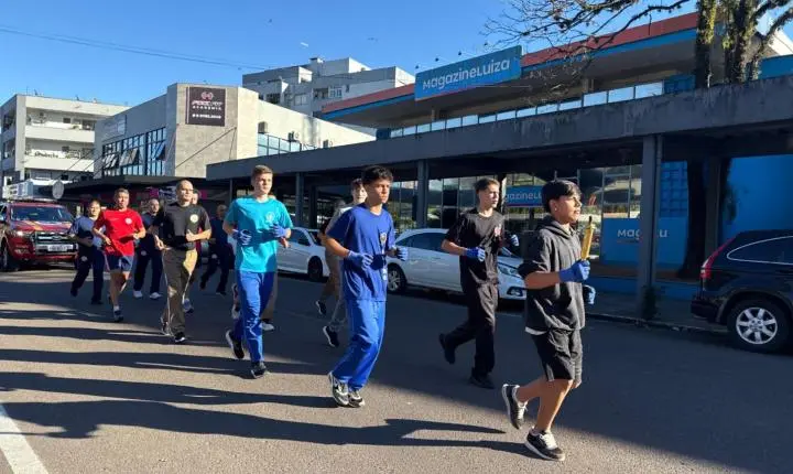Nesta quinta ocorre a Chegada do Fogo Simbólico da Pátria em Estância Velha 