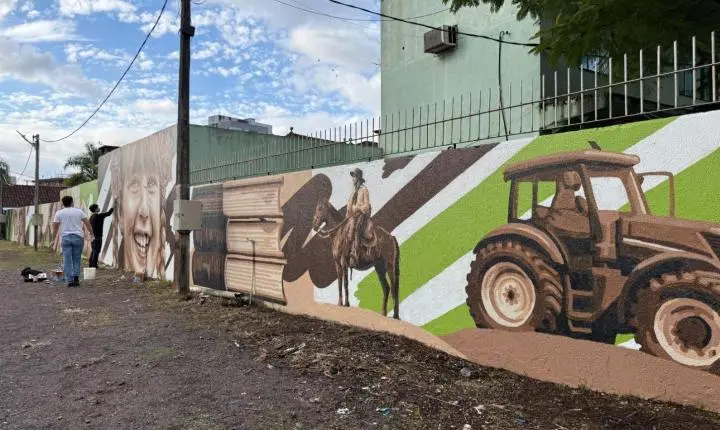 Primeiro mural cultural de Estância Velha produzido no PAC
