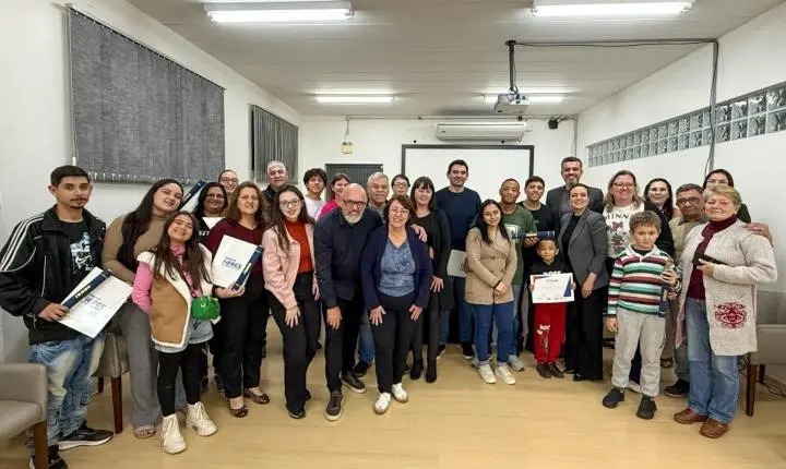Programa Qualificar RS forma 28 novos profissionais em Estância Velha