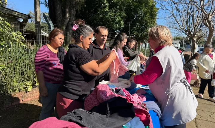 SEDEST na Rua leva serviços da assistência social e oportunidades de emprego à comunidade 
